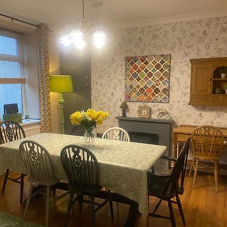 3 Bed Town House Llandeilo Carmarthenshire别墅 外观 照片